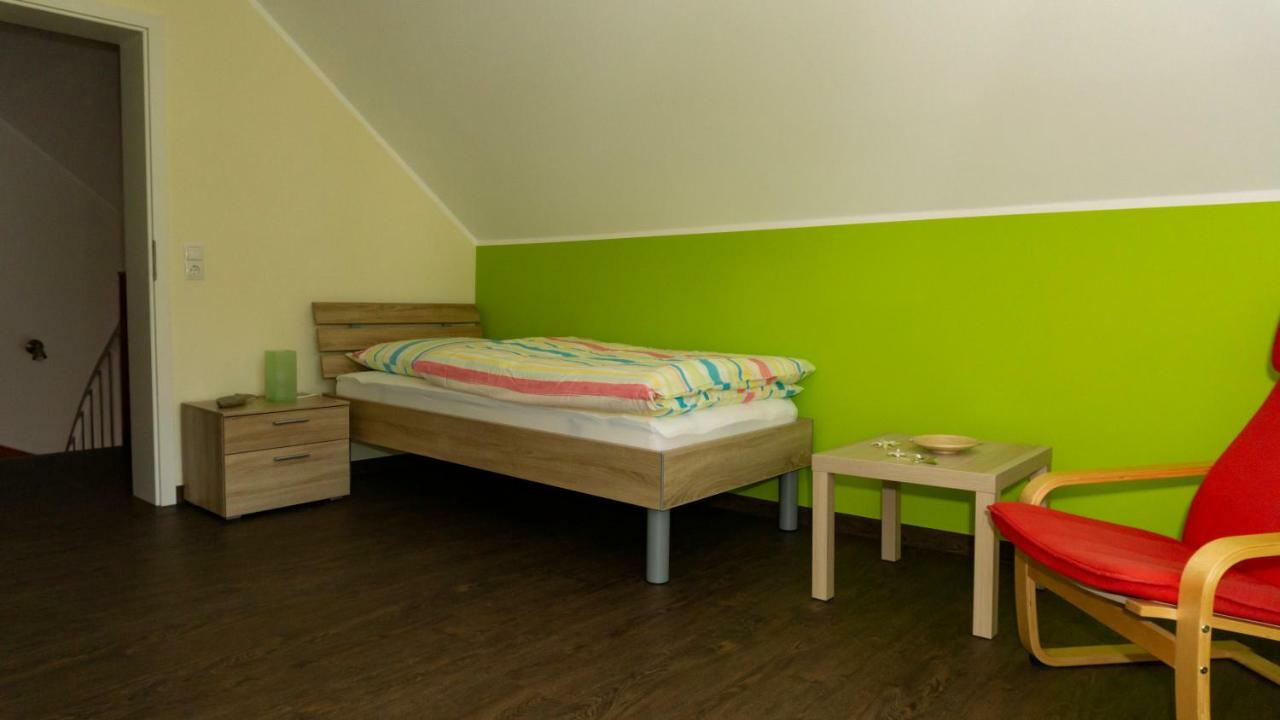 Ferienhaus Alte Schule Volkesfeld Exteriör bild